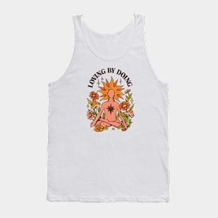 Flower Power Meditation: Loving by doing Tank Top